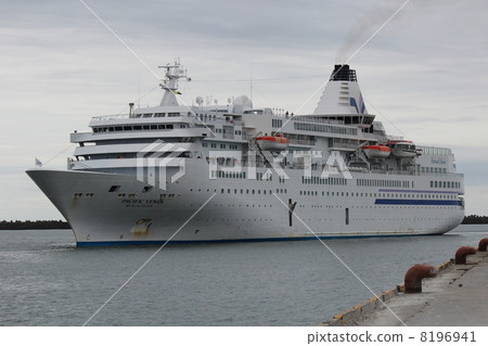 Luxury Passenger Pavifik Bienus Luxury Passenger Pavifik Bienus 8196941