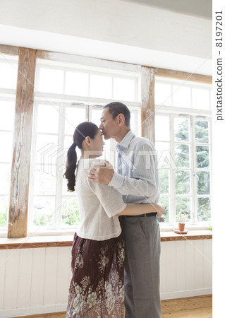 Kiss on forehead 8197201