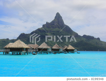 波拉波拉島上的水上小屋 8199348
