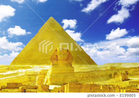 Great Pyramid of Pharaoh Khufu, located at Giza and the Sphinx. Great Pyramid of Pharaoh Khufu, located at Giza and the Sphinx. 8199805