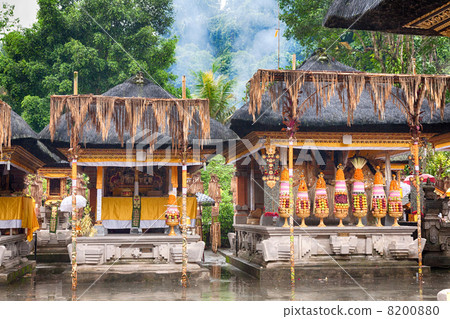 Hindu food offering in a Tampak Siring temple, Bali 8200880