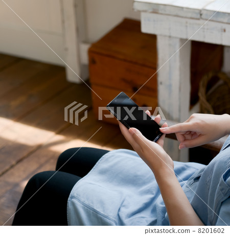 智能手機和女士 8201602