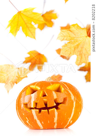 Halloween - old jack-o-lantern Halloween - old jack-o-lantern 8202218