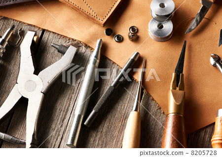 Leather crafting tools 8205728