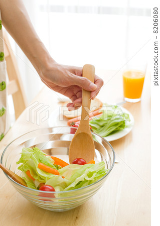Make a salad Make a salad 8206080