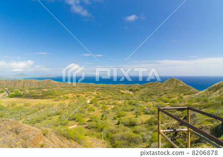 Hawaii Oahu diamond head crater inside Hawaii Oahu diamond head crater inside 8206878