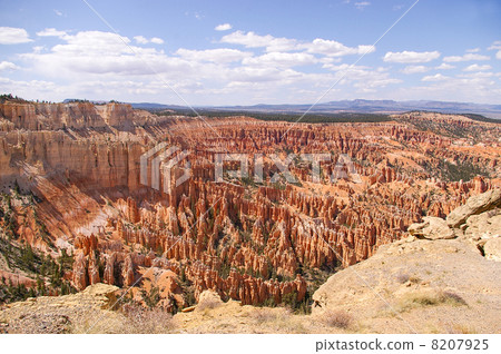 Bryce Canyon National Park, Utah, USA. Bryce Canyon National Park, Utah, USA. 8207925