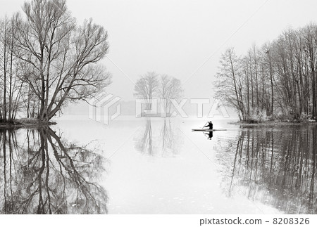 On cold water On cold water 8208326