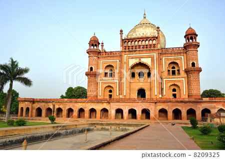 Mausoleum of Safdarjan in New Delhi Mausoleum of Safdarjan in New Delhi 8209325