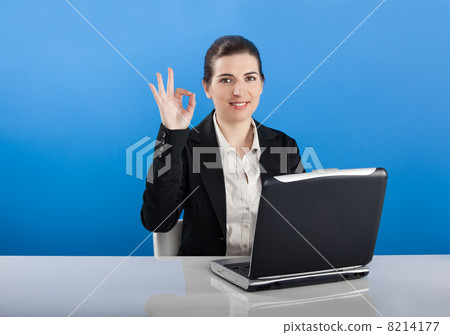 Businesswoman 8214177
