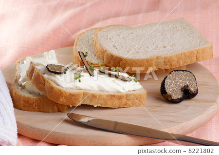 organic summer truffle with bread and spread cheese organic summer truffle with bread and spread cheese 8221802