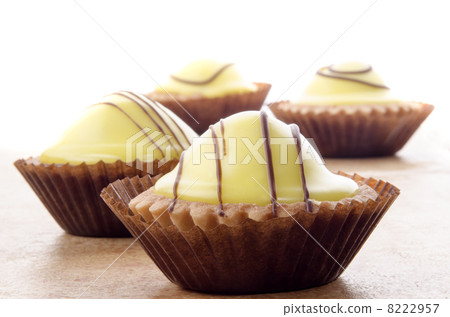 cupcake with lemon icing cupcake with lemon icing 8222957
