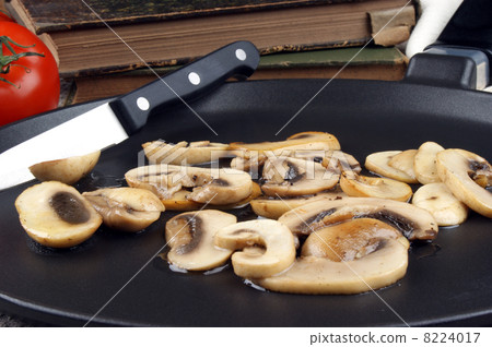 chopped and grilled mushrooms in a pan chopped and grilled mushrooms in a pan 8224017
