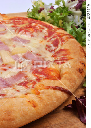 home made italian pizza with hami and cheese home made italian pizza with hami and cheese 8225139