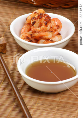 grilled shrimps with some organic sesame oil grilled shrimps with some organic sesame oil 8225612