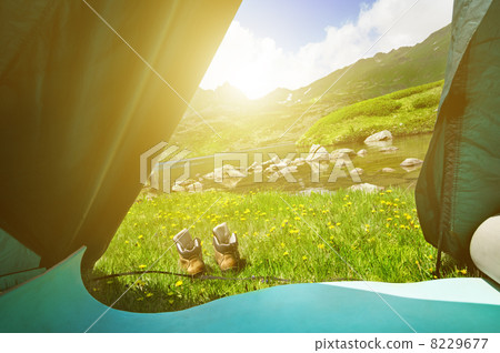 hiking hiking 8229677