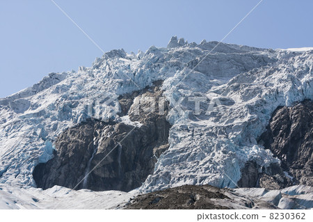 Buarbreen glacier (Folgefonna National Park, Norway) Buarbreen glacier (Folgefonna National Park, Norway) 8230362