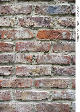 Brick wall 8235840