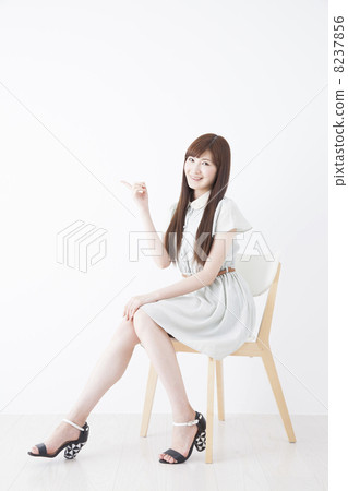 long hair woman long hair woman 8237856