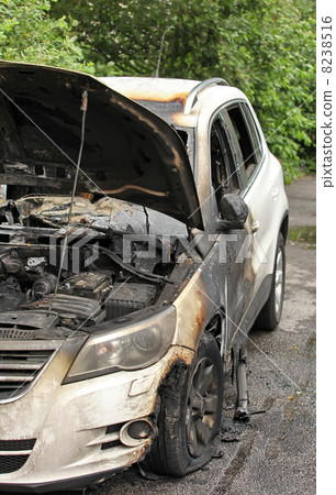 car set on fire 8238516