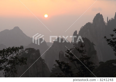 中國黃山的世界遺產風景 8241248