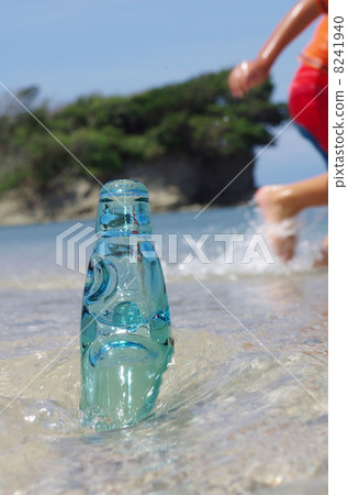 Lambune瓶和Choshimagasaki風景 Lambune瓶和Choshimagasaki風景 8241940