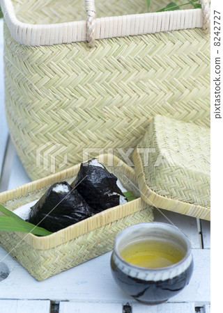 Bamboo basket 8242727