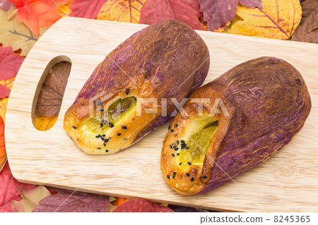 Sweet potato bread on cutting board Sweet potato bread on cutting board 8245365