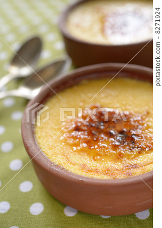 Crema catalana 8271924