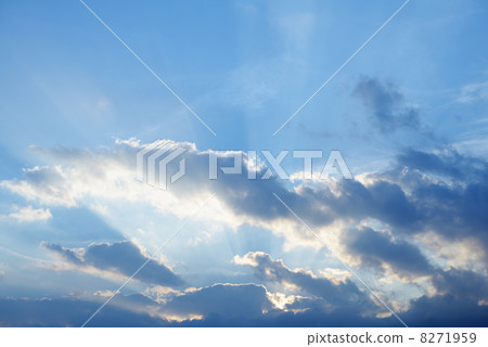 Cloudy sky 8271959