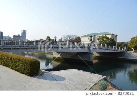 Aioi Bridge (Naka-ku, Hiroshima / Hiroshima) Aioi Bridge (Naka-ku, Hiroshima / Hiroshima) 8273021
