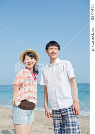 A couple of beach resorts 8274493