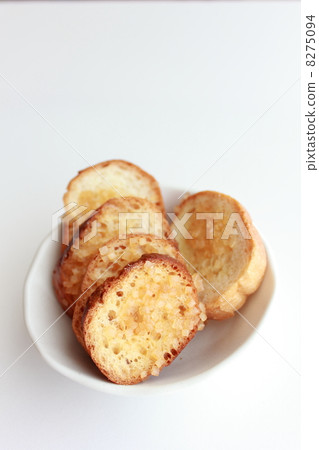 Rusk 8275094