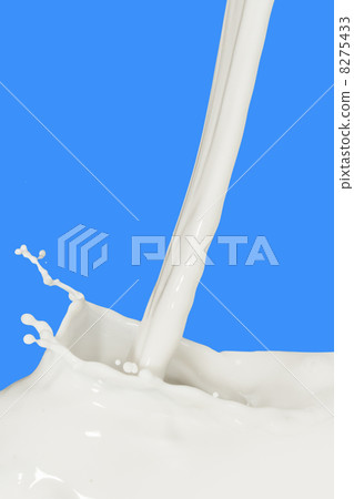 milk splash 8275433