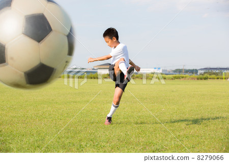 A soccer boy 8279066