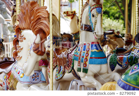 Merry go land 8279092