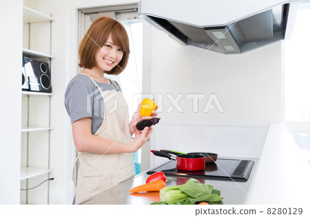女人做飯 女人做飯 8280129