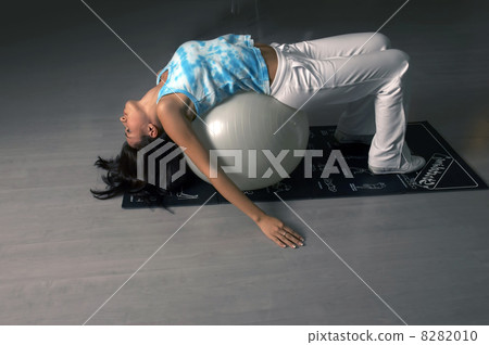Woman in Gym 8282010