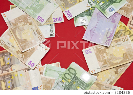 Euro bills 8284286