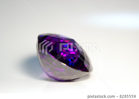 Purple Spinel 8285559