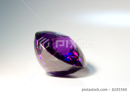 Purple Spinel 8285560