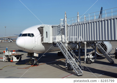 Airport Airport 8285799