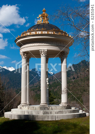 Venus Tempel in Garden Venus Tempel in Garden 8285841