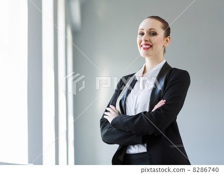 Confident businesswoman 8286740