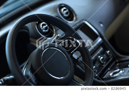 Car steering wheel 8286945