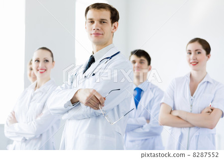 Young doctor 8287552