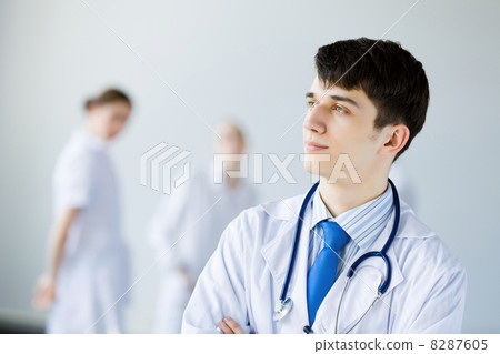 Young doctor 8287605