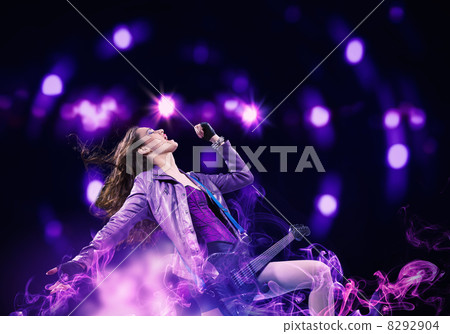 Rock passionate girl with black wings Rock passionate girl with black wings 8292904
