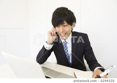 工作的商人 工作的商人 8294328