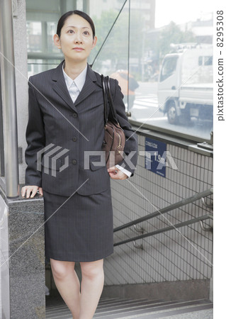 女商人 8295308